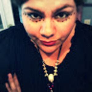 Meet your Posher, Synthia